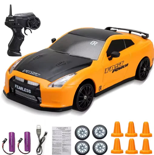 RC-Auto mit Turboantrieb und 4WD