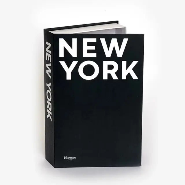 Fashion Art – zu öffnende gefälschte Bücher zur Dekoration